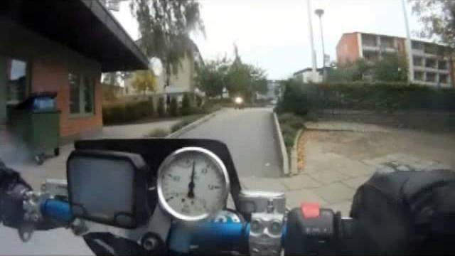 Сумасшедшая езда на мотоциклах Чуваки реально жгут