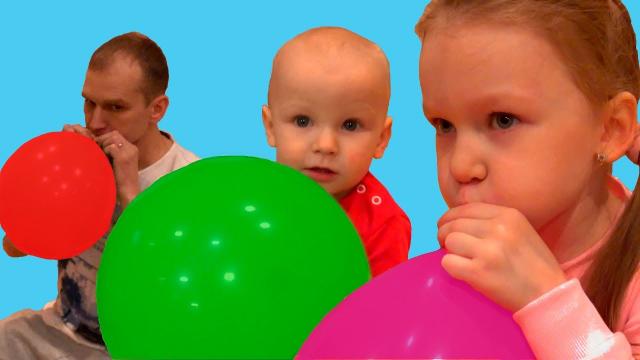 Playing and Learning colors with Balloons and Finger family song